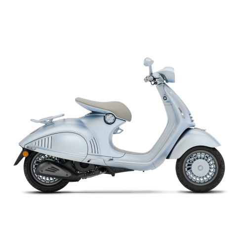 Vespa 946 Snake 150